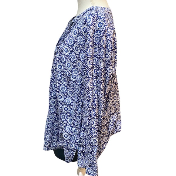 Ulla Popken blue and white patterned blouse. Size 16/18 cotton. Great condition - Picture 4 of 9